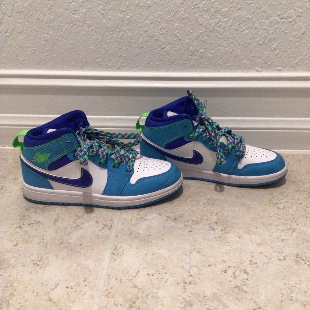 Air Jordan 1 MID SE GS Dark Powder